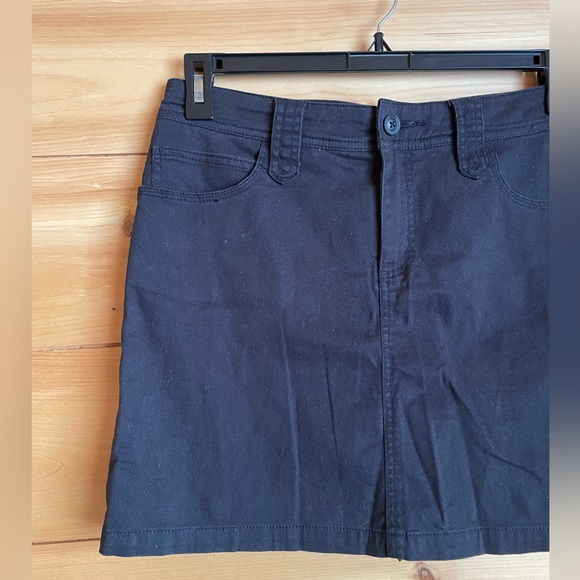 St. John’s Bay black cotton mini skort - Picture 4 of 5